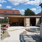 Holiday home Chez Cadet Larzicourt