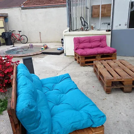 Chez Cadet بيت للعطل *